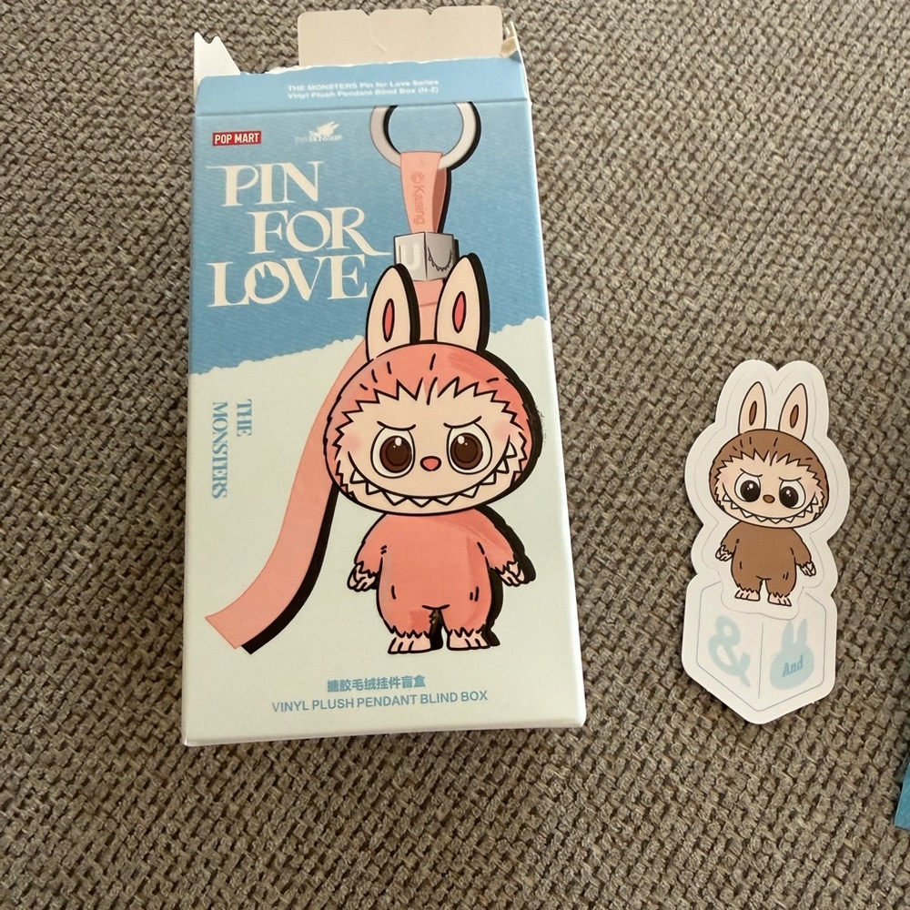 Popmart Labubu pin for love &